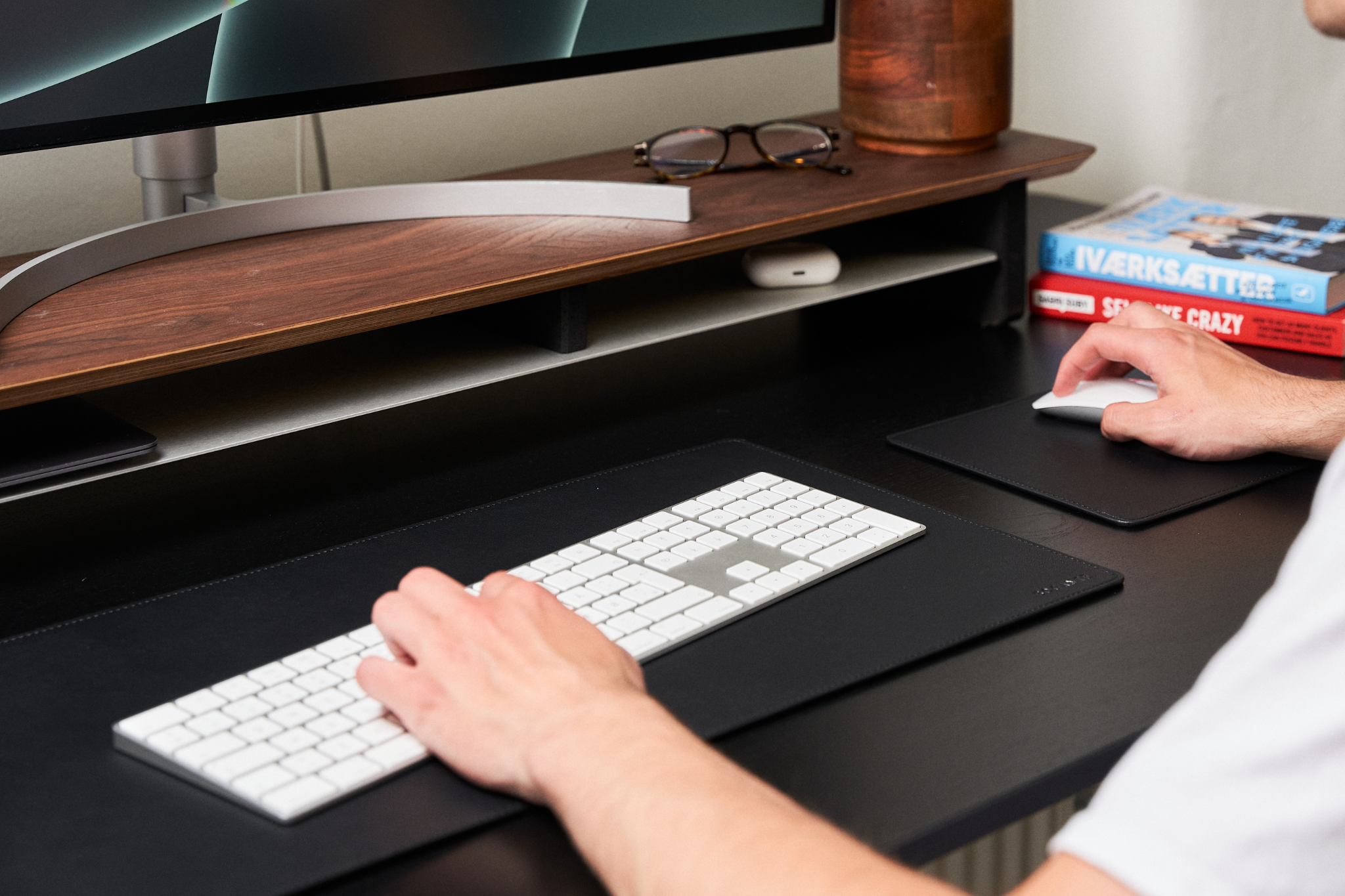 Deskmat Set - Black Edition